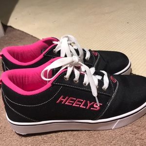 Brand new heelys size 8W